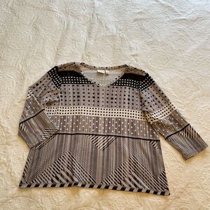 Chico's Black and Gray top 3/4 sleeve size 3
